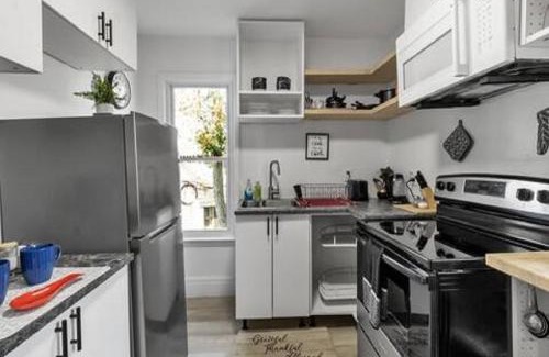 North Buffalo Apartment | Victorian Mansion Unit 2