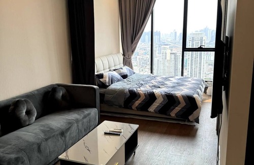 Pratunam Apartment | Victory Monument Luxury with Incredible Facilities