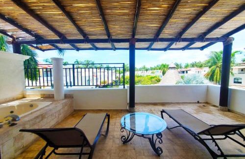 Playa Diamante Villa | Vidanta Villas Golf - Jacuzzi, Alberca, Lago
