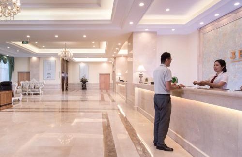 Wuhu County Hotel | Vienna 3 Good Hotel (Wuhu County Bus Station)