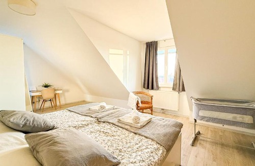 Sußenbrunn Apartment | Vienna's Nature Corner - charming rooftop family apartment