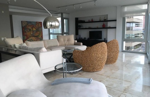 Mar del Plata Apartment | Views of Playa Grande