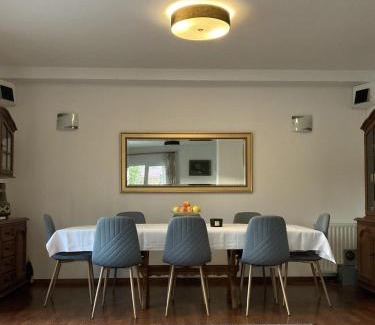Breaza de Jos Bed & Breakfast | Vila Carpatina