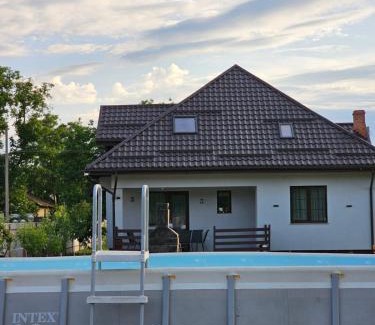 Girov Villa | Vila Kalibu