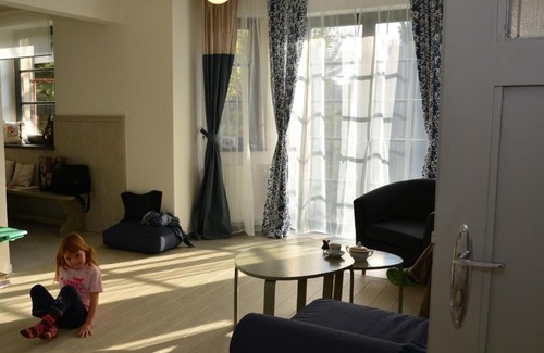 Prague 9 Apartment | Vila Krocinka