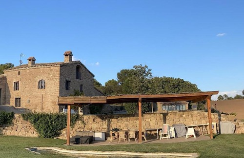 Aguilar de Segarra Villa | Vila-seca Vall d'Amunt, vine i desconnecta!
