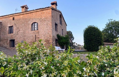 Aguilar de Segarra Villa | Vila-seca Vall d'Amunt, vine i desconnecta!