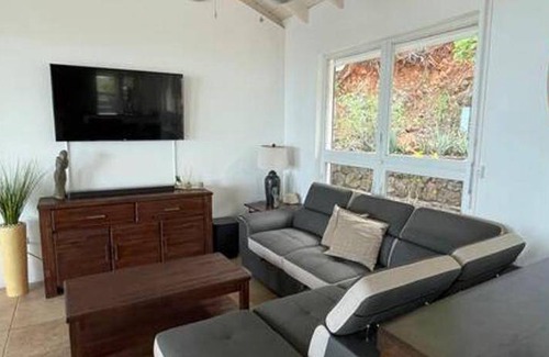 Oyster Pond Villa | Villa ∙ 3 bedrooms ∙ 7 guests