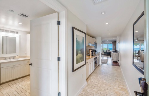 Kahuku Apartment | Villa 302: King bed! Penthouse Level Ocean View Turtle Bay