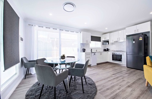 Dubbo Apartment | Villa 315 - Cosy & Convenient, Hidden Gem