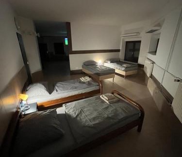 Wawer House | Villa 37b Bed and Breakfast