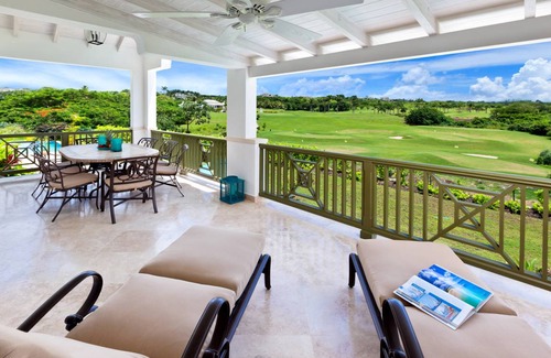 Merlin Bay Villa | Villa ∙ 4 bedrooms ∙ 8 guests