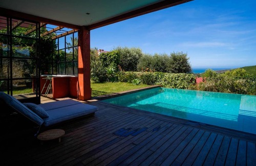 Charneca Villa | Villa ∙ 4 bedrooms ∙ 8 guests