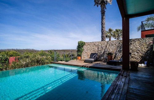 Charneca Villa | Villa ∙ 4 bedrooms ∙ 8 guests