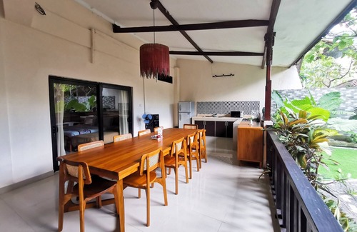 Central Seminyak Villa | Villa 4 BR Central Seminyak mins to Beach