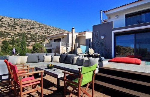 Thymari Villa | Villa ∙ 6 bedrooms ∙ 12 guests