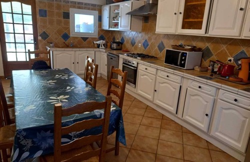 Aimargues House | Villa a 20 mn Montpellier et Plage, Grande Piscine Sans vis a vis