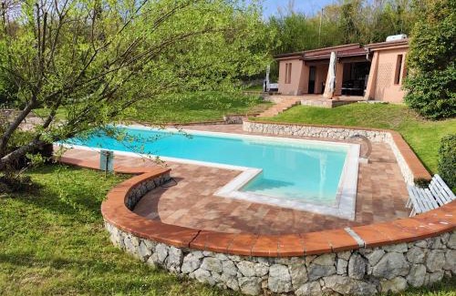 Casalvieri House | Villa Abete Azzurro con Piscina
