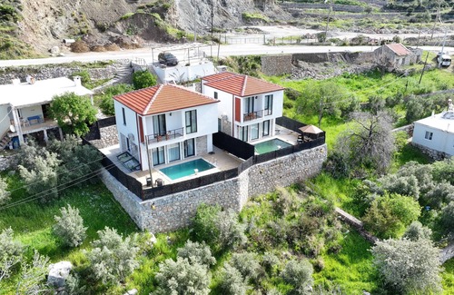 Sogut Villa | Villa ADAnmarmaris lüks özel havuzlu villa, 6 kişilik konaklama, doğanın içind