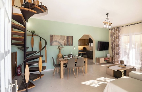 Salamis Villa | Villa Aelia Luxury Maisonette