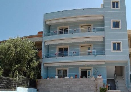 Mbrostar-Urë Apartment | Villa Agim