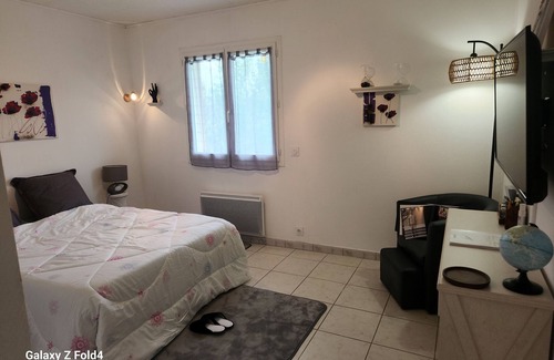 Senac Bed & Breakfast | Villa 'Albert' with Lake View, Wi-Fi and Air Conditioning