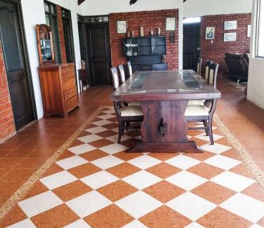 Popayan House | VILLA ALEJANDRA - Hermosa FINCA cerca al centro - Sendero - Jacuzzi