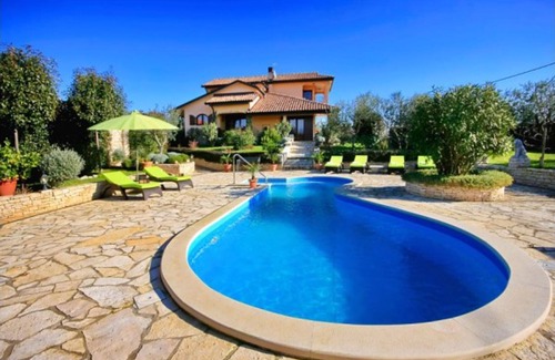 Kastel Villa | Villa Alexander