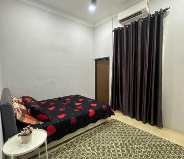 Kampung Telaga Nibong House | Villa Aliaa Homestay Kota Bharu