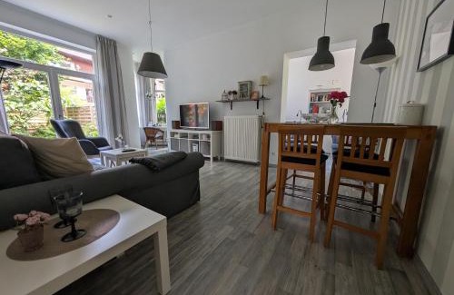 Rendsburg Apartment | "Villa am NOK"