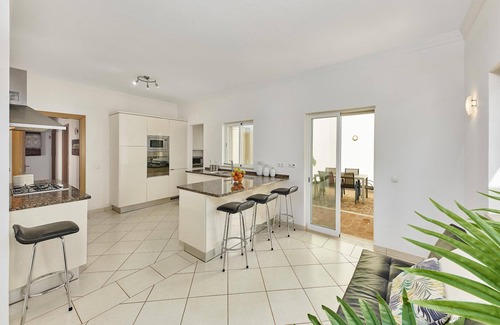 Sao Bras de Alportel Villa | Villa Ana - Four Bedroom Villa, Sleeps 8