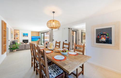 Les Palmeres Villa | Villa Ana to rent in Puerto Pollensa by JS Villas