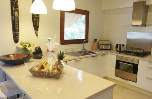 Morne de Depoudre Villa | Villa Anakao | Near Ocean - Located in Tropical Saint Jean with Private Pool