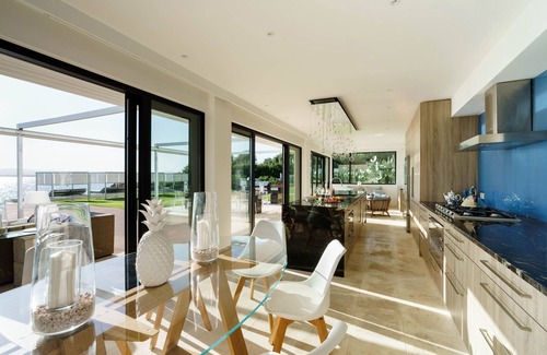 Plemmirio Villa | Villa Angela is a luxury property, private pool just 10 km south of Syracuse.