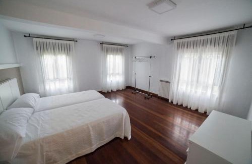 Boo Villa | Villa Anievas