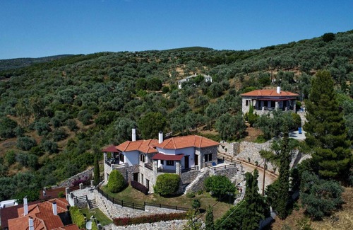 Lefokastron Villa | Villa Anthyllion in Lefokastro # apartment Pansedes