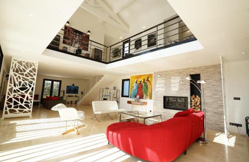 Paradou Villa | Villa Arcoule