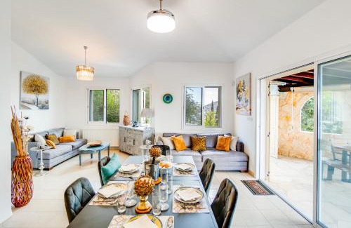 Olympos Villa | Villa Aris by Ezoria Villas