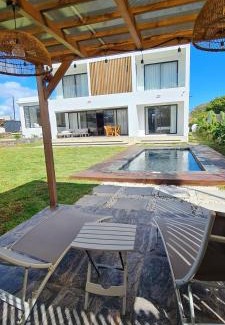Mont Choisy Villa | Villa Asahi , Steps from Mont Choisy Beach & Golf