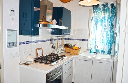 San Lorenzo Villa | Villa at only100 meters from the beach