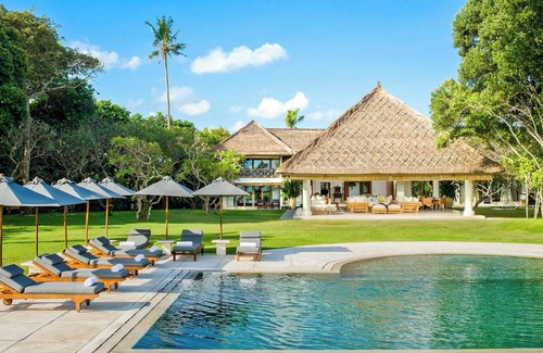 Batubelig Villa | Villa Atas Ombak - Five Bedroom Villa, Sleeps 10