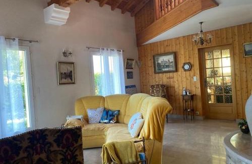 Pers-Jussy Villa | Villa au calme entre lacs et montagnes