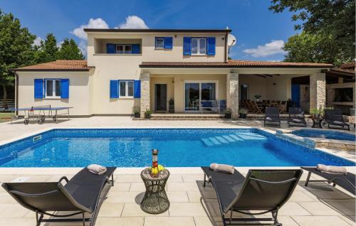 Muzini House | Villa Augusta