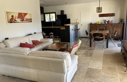 Le Collet Villa | Villa Avec Piscine Entièrement Climatisée Entre Nice et Cannes