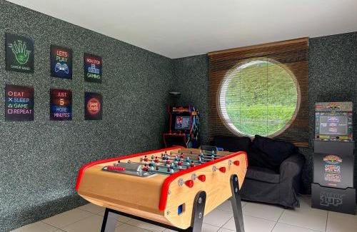 Nogent-le-Phaye Villa | Villa avec piscine, Cinéma, terrain privé