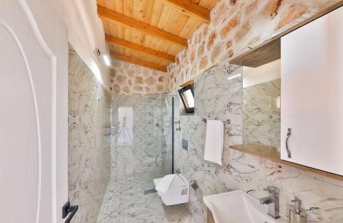 Kas Villa | Villa Aybala / Kalkan