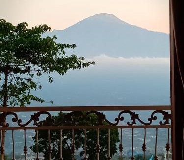 Ngaglik Villa | Villa Ayna Syariah