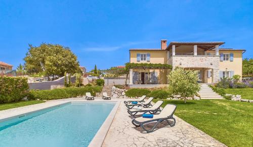 Heraki Villa | Villa Azzurra Heraki