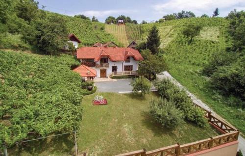 Vinica Villa | Villa Barbara/Holiday Homes with a story/Varaždin