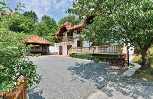 Vinica Villa | Villa Barbara/Holiday Homes with a story/Varaždin